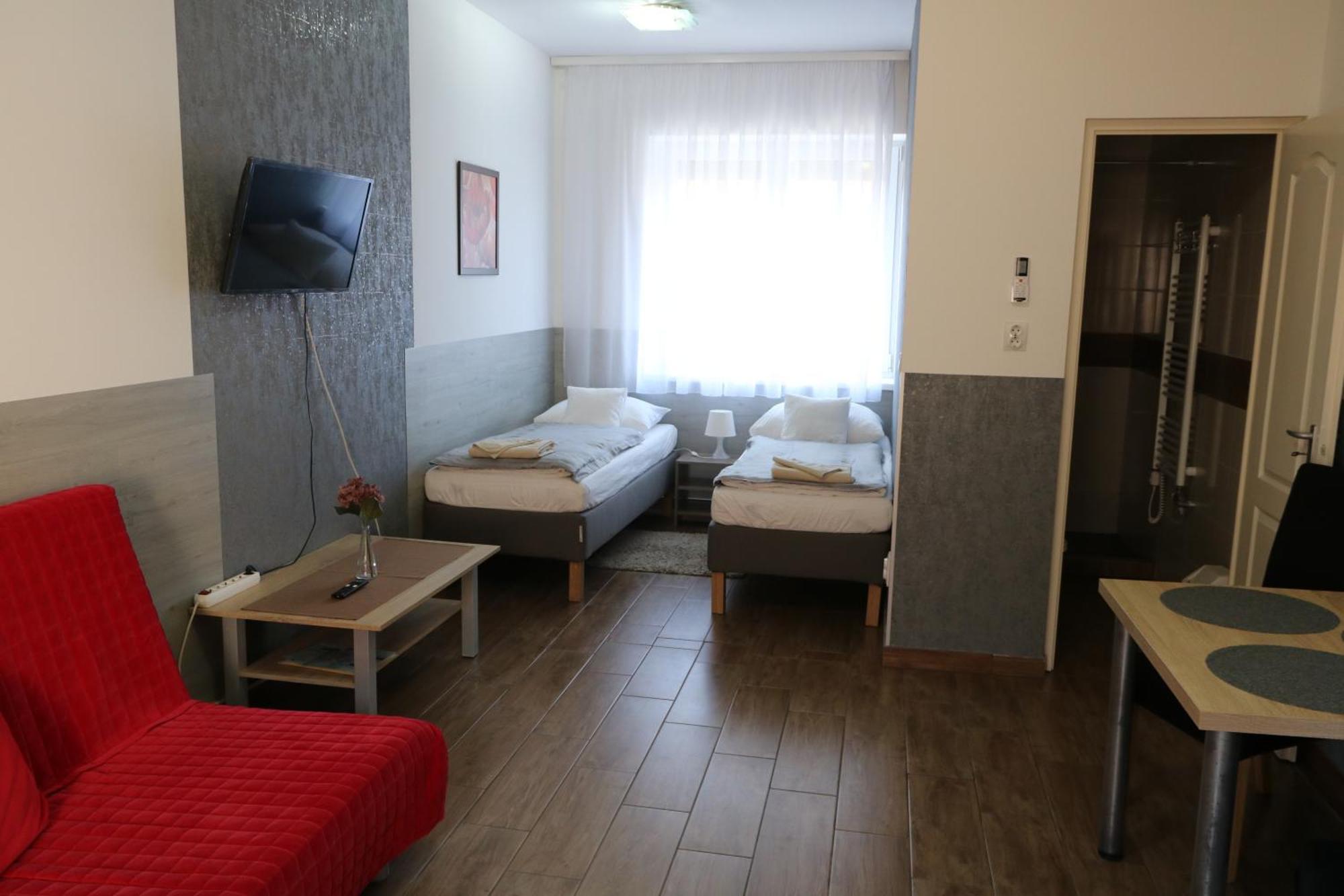 Hortobagyi Kemences Vendeghaz Apartment Exterior photo